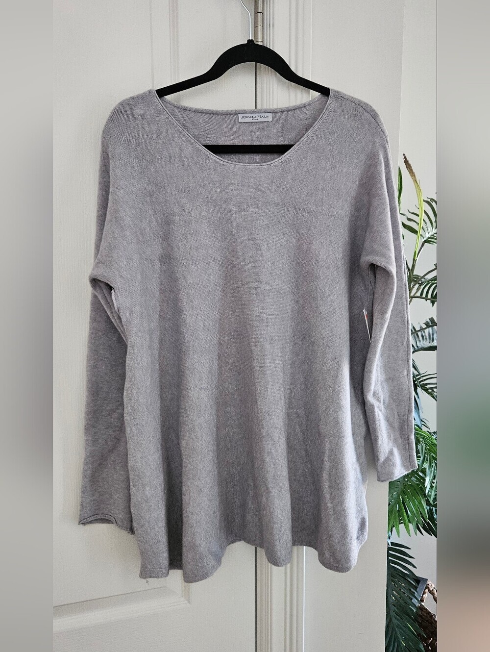 Cashmere Angela Mara Italy Soft Heather Gray Crewneck Sweater
